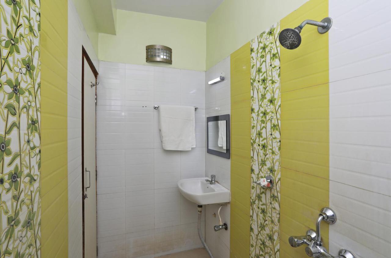Oyo 14818 Sudarshan Apartment Kolkata Exterior photo