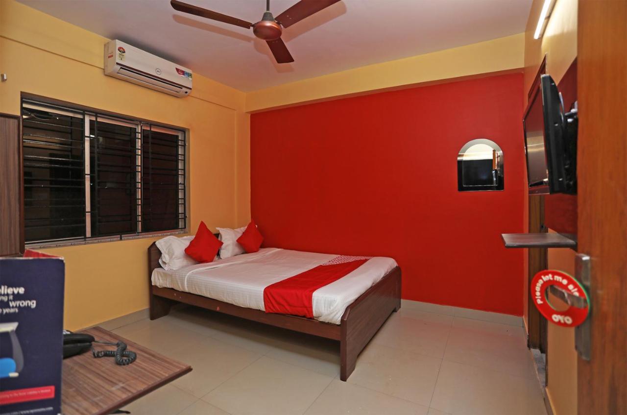 Oyo 14818 Sudarshan Apartment Kolkata Exterior photo